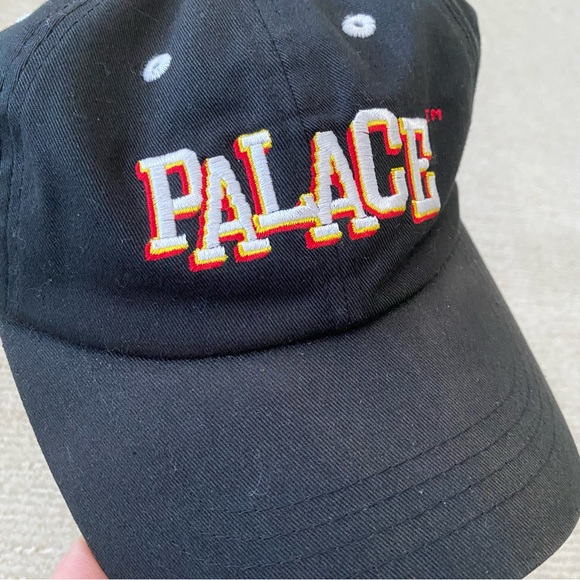 Palace Hat - Picture 2 of 4